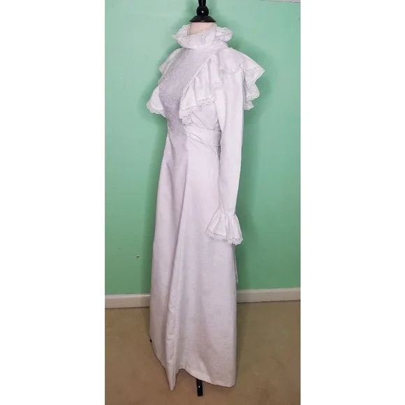 Vintage Boho Wedding Gown White Brocade Lace Long Sleeve Sash Dress - Picture 4 of 11